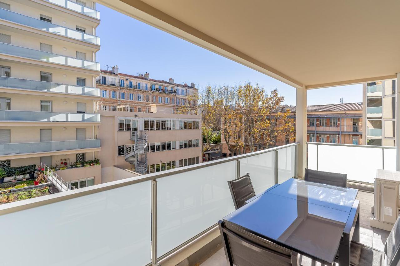 Panier, Major, Appartement De 47 M2, Parking Et Terrasse Marseille Exterior photo
